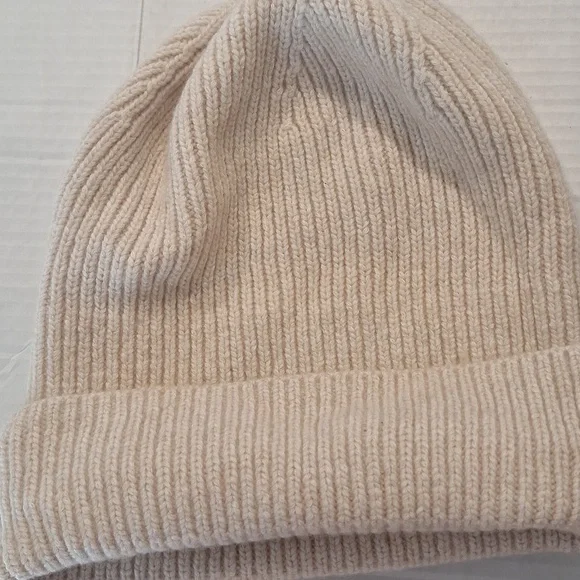 Madewell Cream Knit Beanie - Picture 4 of 4
